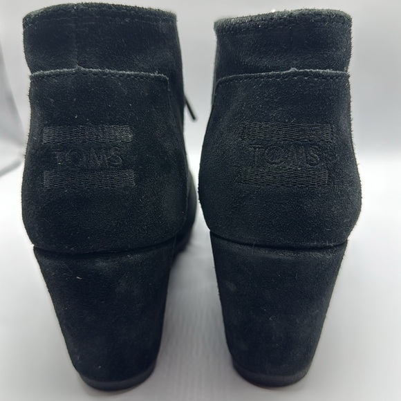 TOMS Women's Black Suede Desert Wedges Size 7 - Picture 11 of 16